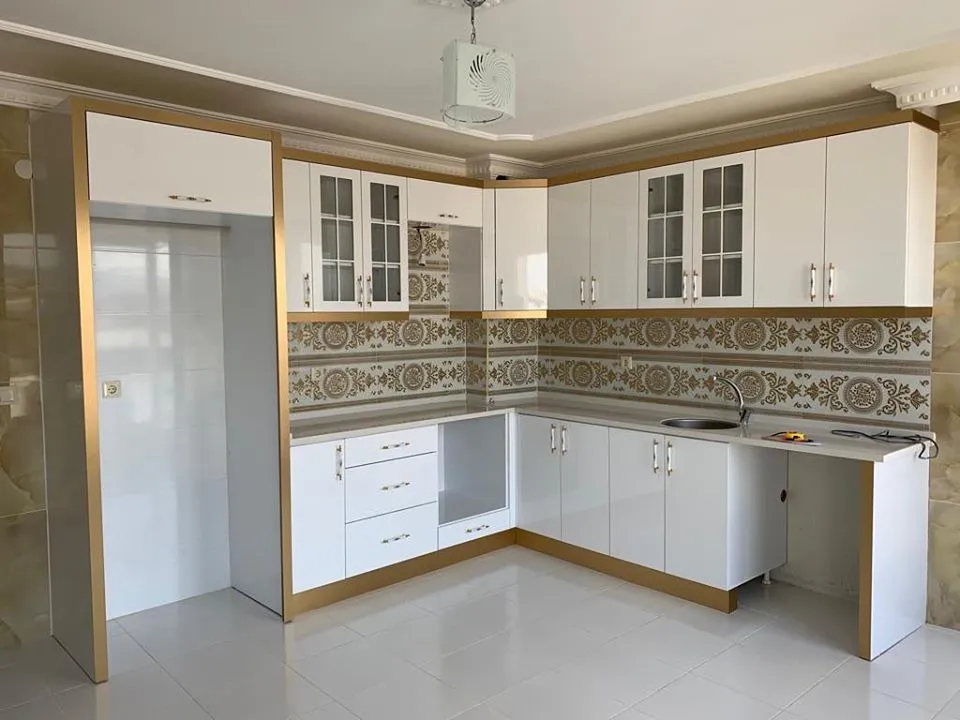 İzmir Mutfak Banyo Luxury Endüstriyel Loft Füme Cam Kapaklı Mutfak (MODEL-10-4) - Buca Adatepe özel mimari imalat