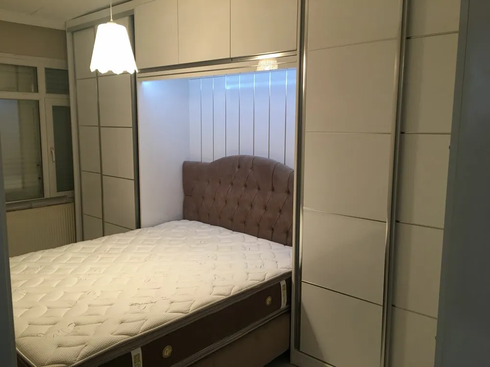 İzmir Mutfak Banyo Luxury Koyu Ceviz Gövde & Deri Kulplu Yatak Odası Dolabı (MODEL-17-3) - Buca Adatepe özel mimari imalat