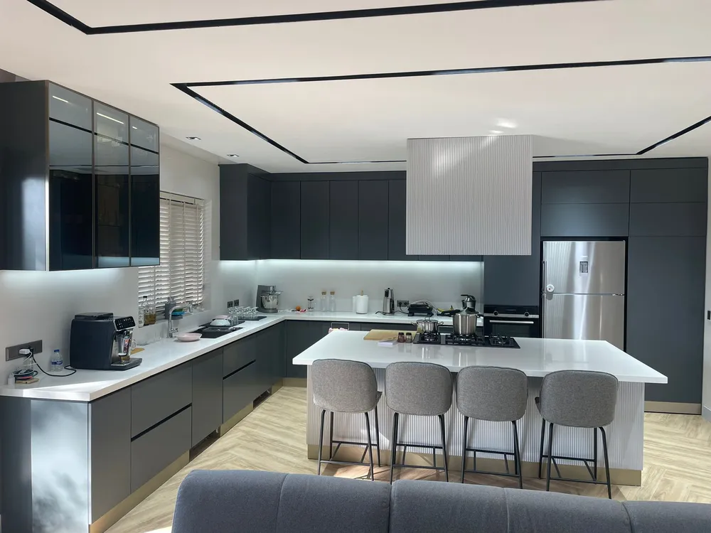 İzmir Mutfak Banyo Luxury Bostanlı Kaşmir Gri Lake Mutfak Dolabı (MODEL-2-4) - Buca Adatepe özel mimari imalat