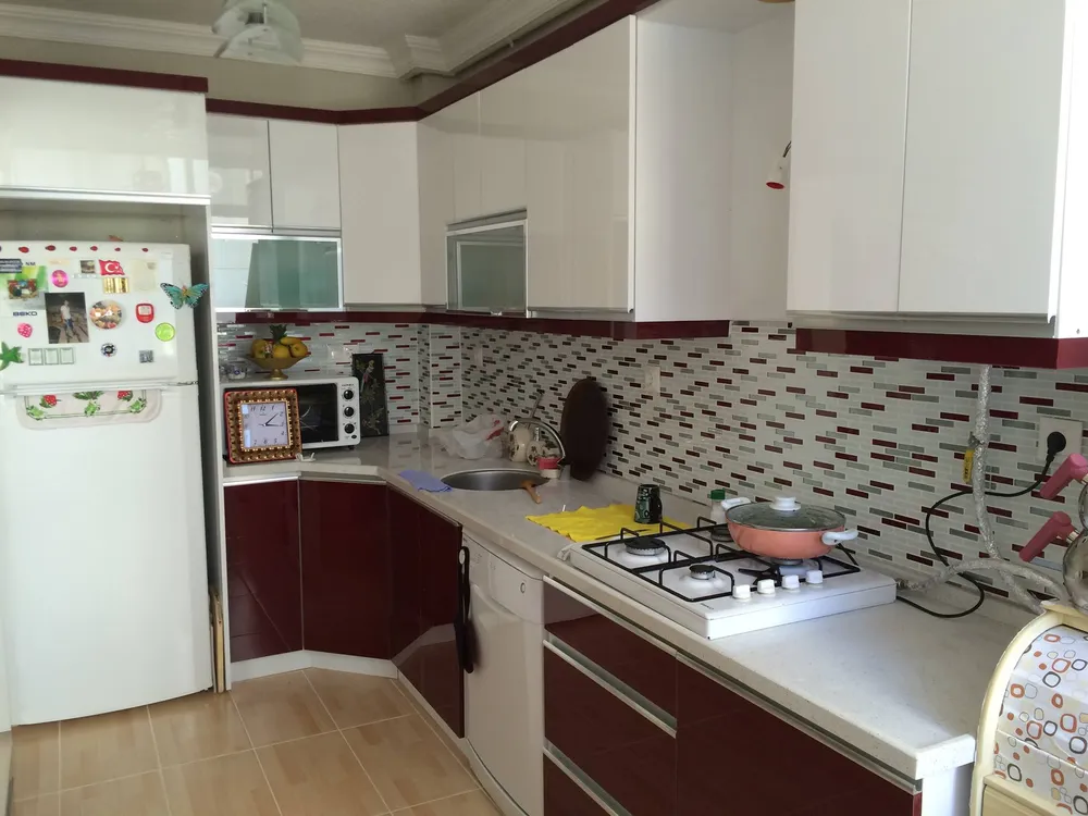 İzmir Mutfak Banyo Luxury Koyu Füme Mat Lake & Pirinç Kulplu Mutfak (MODEL-22-4) - Buca Adatepe özel mimari imalat