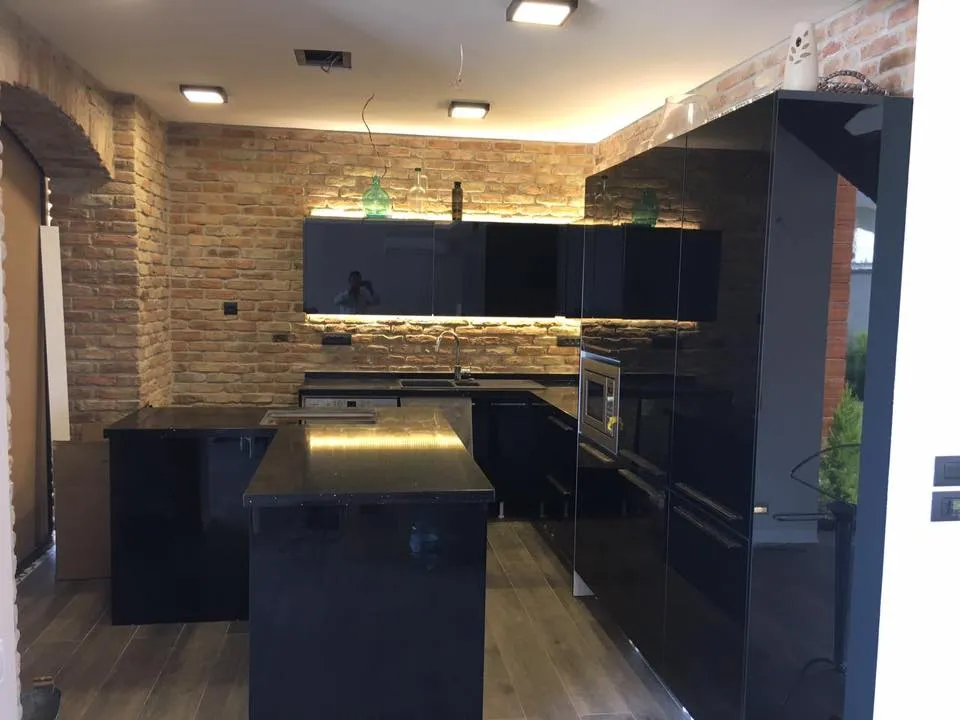 İzmir Mutfak Banyo Luxury Leke Tutmaz Beyaz Akrilik & Çimstone Mutfak (MODEL-28-3) - Buca Adatepe özel mimari imalat