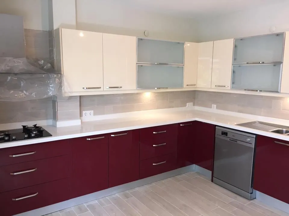 İzmir Mutfak Banyo Luxury Yumuşak Kavisli Köşe Adalı Ergonomik Mutfak (MODEL-29-3) - Buca Adatepe özel mimari imalat