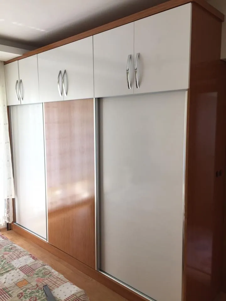 İzmir Mutfak Banyo Luxury Odayı Genişleten Aynalı 4 Kapılı Modern Gardırop (MODEL-33-2) - Buca Adatepe özel mimari imalat