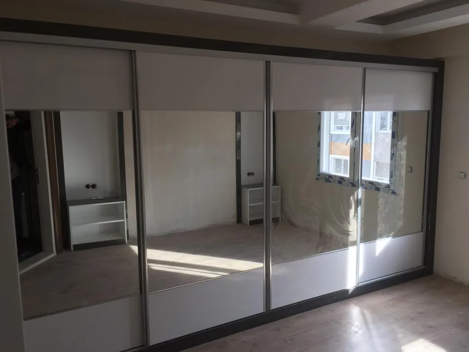 İzmir Mutfak Banyo Luxury Yatak Odası - Banyo Geçişli Çift Taraflı Dolap Holü (MODEL-37-2) - Buca Adatepe özel mimari imalat