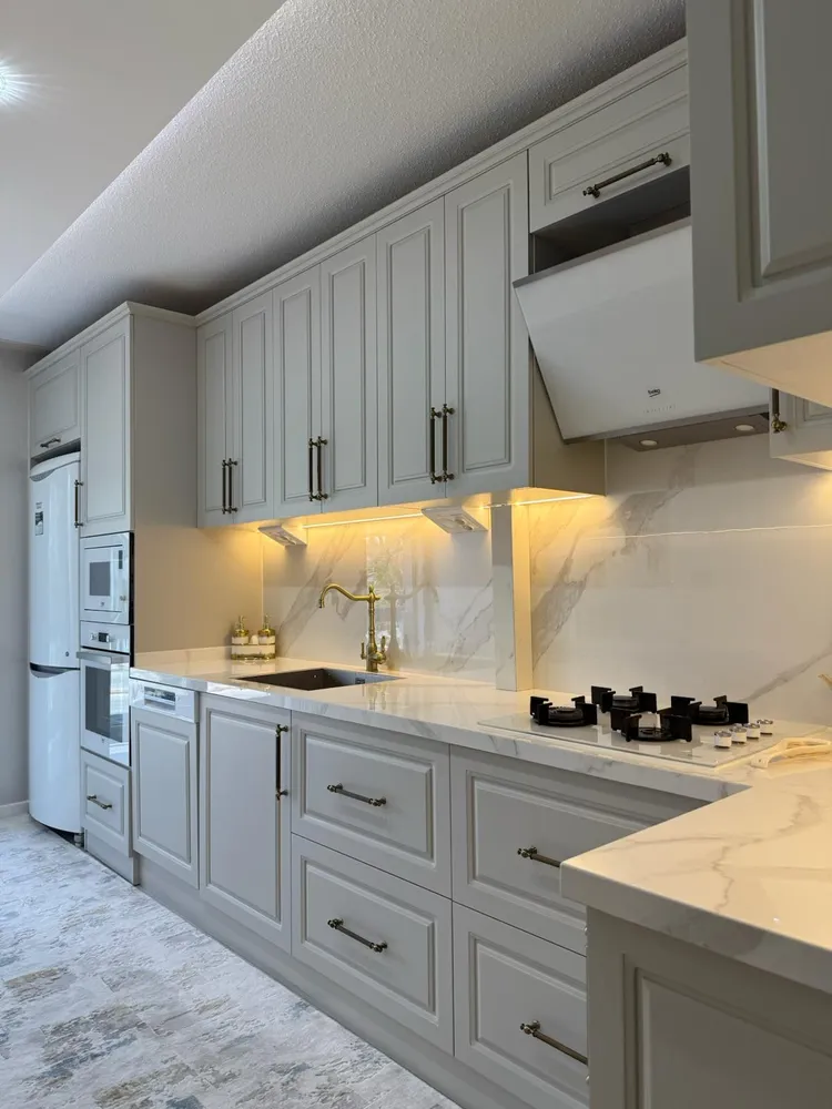 İzmir Mutfak Banyo Luxury Geniş Pencereli Aydınlık Ada Mutfak Planı (MODEL-40) - Buca Adatepe özel mimari imalat